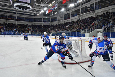 Тольяттинская Лада в областном хоккейном дерби взяла верх над ЦСК ВВС