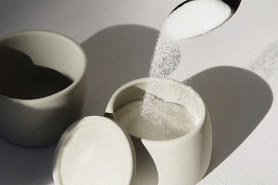 Минздрав: количество сахара в энергетике превышает дневную норму