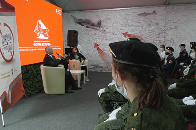 Игорь Станкевич рассказал курсантам, что такое патриотизм в современном обществе