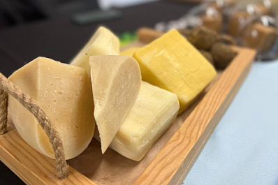 Крафтовые сыры, тушенка по ГОСТу и полезная пастила: какие самарские продукты участвуют в конкурсе брендов "Знай наших"