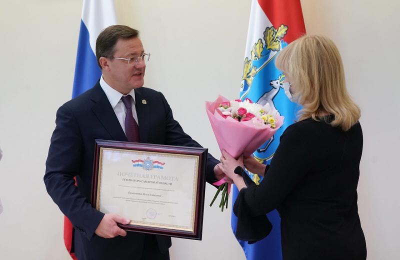 Дмитрий Азаров: "Работать на благо людей труда - достойная и благородная миссия"