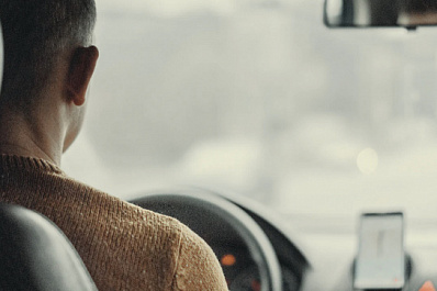 Опрос: в России стало больше семей с автомобилями