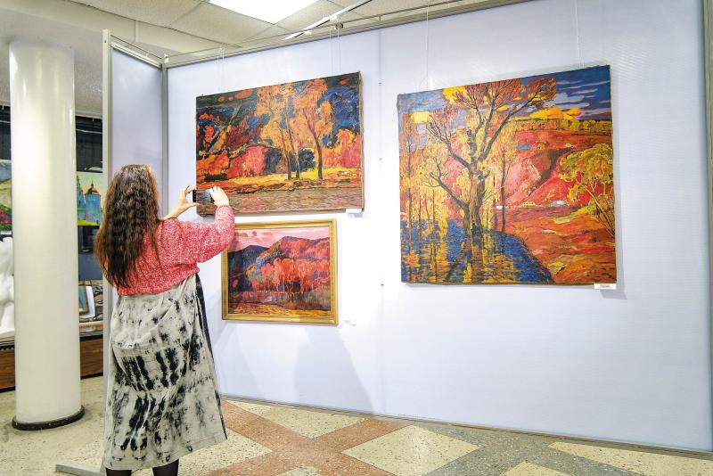  Вера в силу живописи: в Самаре показали картины советского классика