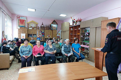 Ставка на доверчивость: жителей Самарской области научили вычислять онлайн-аферистов с первых слов