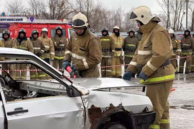 Помощь пострадавшим в ДТП: в Самарской области прошли соревнования спасателей