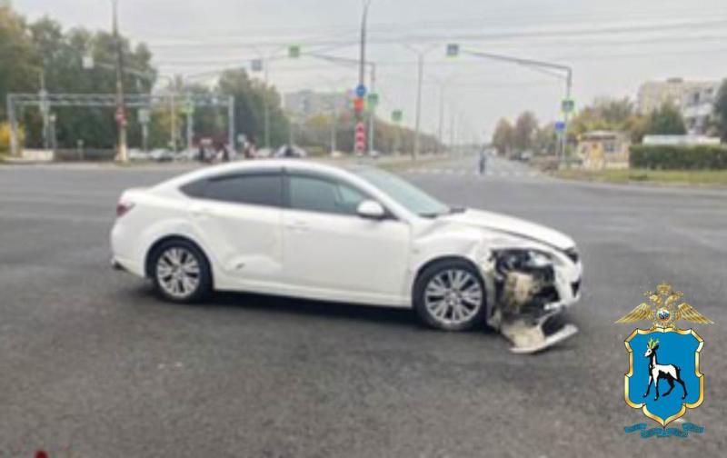 В Самарской области легковушка выехала на встречку и попала под бензовоз