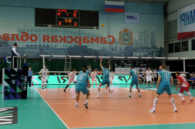 Волейбольная "Нова" провела первый в этом сезоне домашний матч Суперлиги