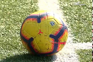 Оперные певцы САТОБа сыграли в футбол с представителями "Крыльев Советов"