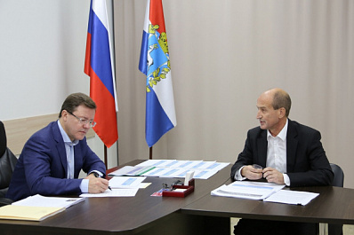 Дмитрий Азаров поручил проработать вопрос жилья для медработников из Кинеля