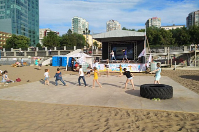 "Приходи на пляж, поиграем!": третья неделя акции собрала более 600 человек