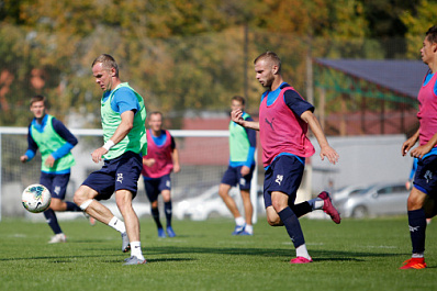 "Крылья Советов" провели контрольный матч против молодежного состава