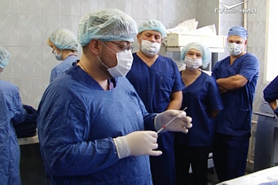 Столичный хирург прооперировал в Самаре 6 тяжелобольных детей