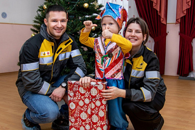 Исполняя мечты: самарские нефтепереработчики присоединились к акции "Елка желаний"