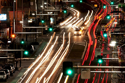 Искусственный интеллект помог сократить вредные выбросы и время в пробках