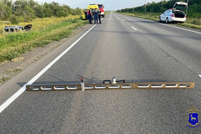 Шесть человек в больнице: в Самарской области "Ларгус" улетел в кювет