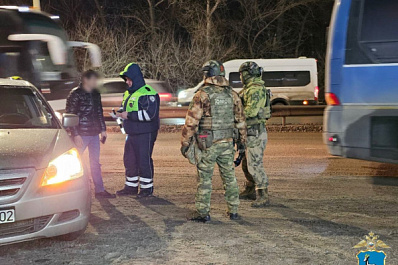 В Самаре иностранцы-нарушители прятались в подсобках и делали ставки на спорт