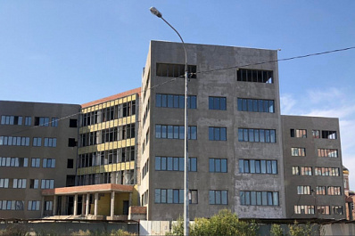 Новая 6-этажная поликлиника для жителей Самары в Волгаре готова на 50 %