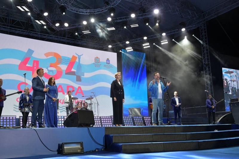 В Самаре прогремел праздничный салют