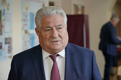 Геннадий Котельников поздравил медицинских работников Самарской области с профессиональным праздником