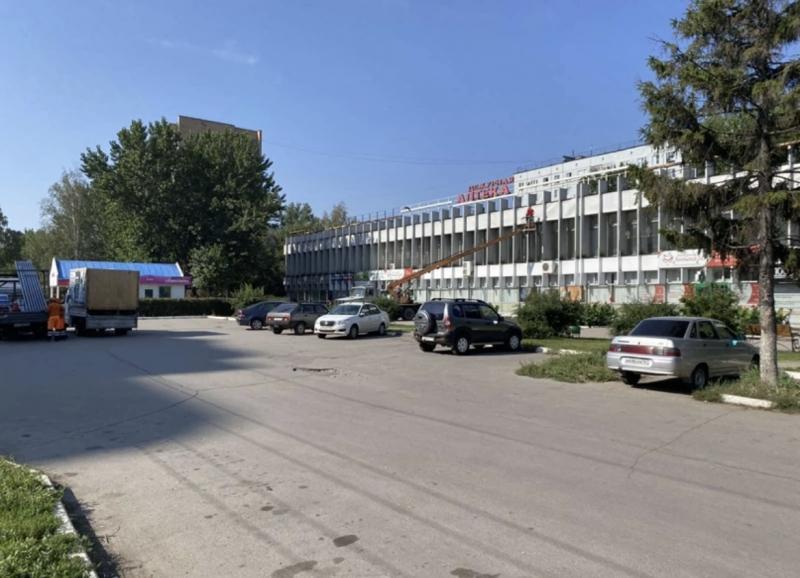 Около аптеки в Автозаводском районе Тольятти запретят парковаться