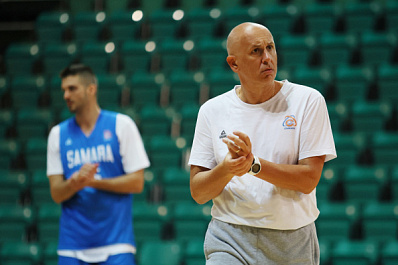 В баскетбольной "Самаре" ожидают прибытия американских игроков 