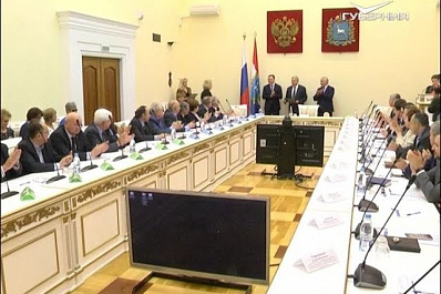 Средняя зарплата врачей с высшим образованием в Самарской области к концу года может превысить 58 тысяч рублей