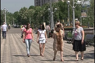 В Самаре назвали общественные пространства, которые уже обезопасили от клещей