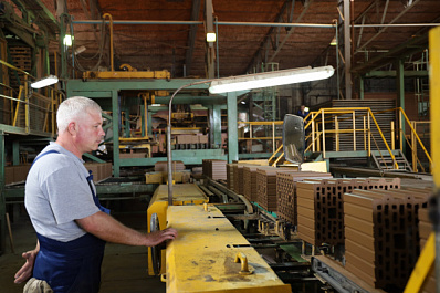 Ещё одно предприятие повысило эффективность благодаря нацпроекту "Производительность труда и поддержка занятости"