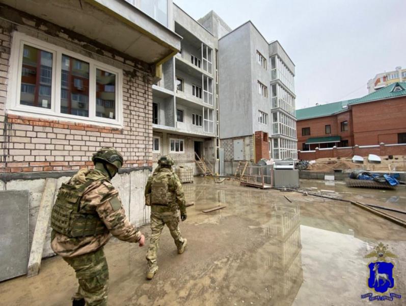 В Самаре на стройплощадке многоэтажки работали 6 иностранцев-нелегалов