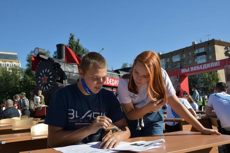 Интерактивный музей "Дорога истории - наша Победа" встретил первых посетителей