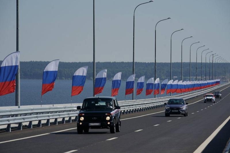 Почти 15 тысяч автомобилей проехали по трассе "Обход Тольятти" за 24 часа