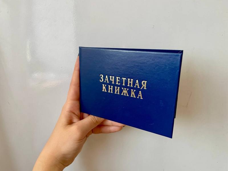 Более 100 студентов Самарской области получат стипендию губернатора