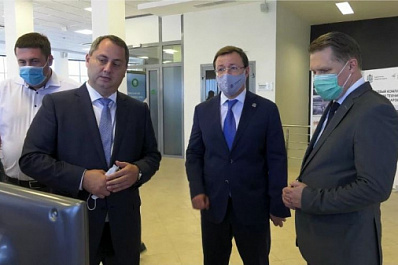 Михаил Мурашко протестировал новейшие разработки медиков Самарской области