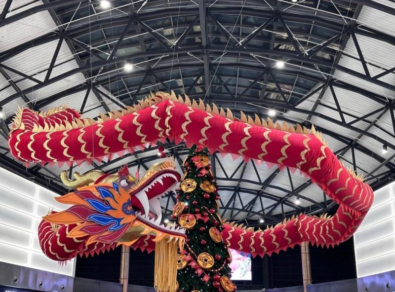 Дома или в путешествии "на широкую ногу": россияне рассказали, как и где отпраздновали Новый год