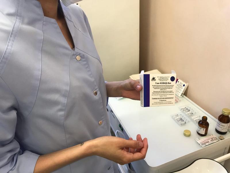 В Минздраве Самарской области ответили на актуальные вопросы о вакцинации от коронавируса