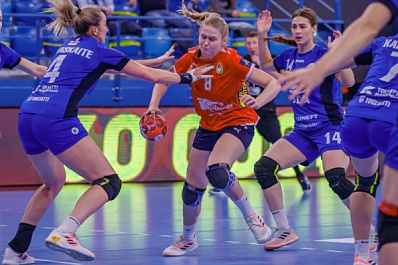 Гандбольная "Лада" уступила московским армейцам