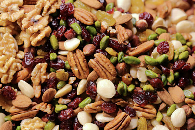 Диетолог Арзамасцев рассказал о пользе орехов для людей старше 60 лет