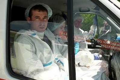 Медсестрам в Самарской области передали продуктовые наборы