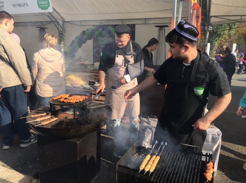 В Самаре развернулся фестиваль "Ярмарка вкусов"