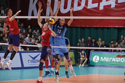 Нова уступила победу ВК Зенит-Казань