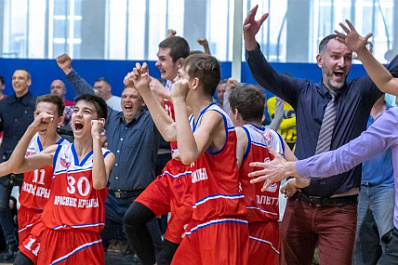 Юные тольяттинские баскетболисты завоевали золото первенства страны