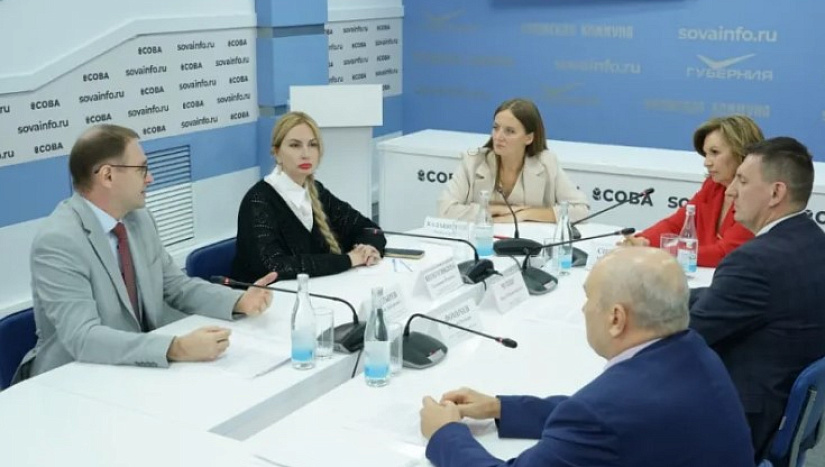 Круглый стол, посвященный визиту Президента России Владимира Путина в Самарскую область