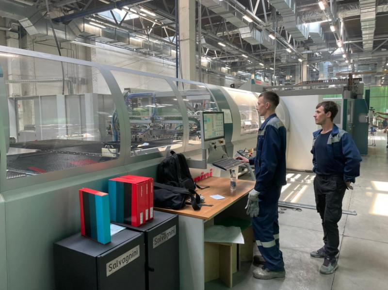 Завод по производству входных металлических дверей "Феррони-Тольятти" за лето примет на работу 900 человек 