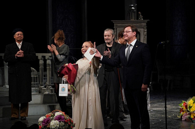 "Театр хранит традиции великих режиссеров": Дмитрий Азаров поздравил самарский театр драмы со 170-летием