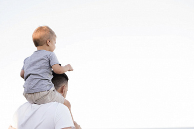 В России предлагают ввести "Отцовскую карту"