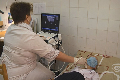 Маленькие пациенты елховской больницы оценили новое оборудование