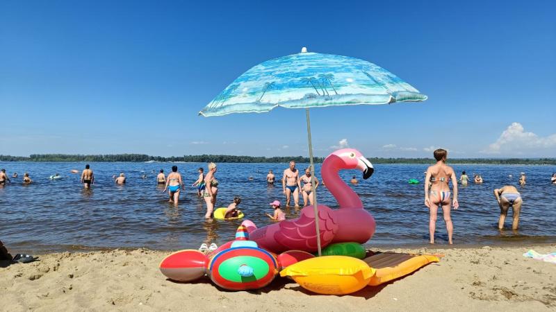 В Самарской области на пляжах запретили купаться голышом