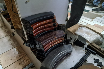 Тольяттинец пытался под видом автозапчастей отправить в Казахстан 100 магазинов к автомату Калашникова