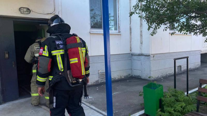 В Самарской области пожарные спасли пожилую женщину