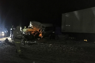 Причиной смертельного ДТП в Самарской области могла стать вылетевшая на встречку фура